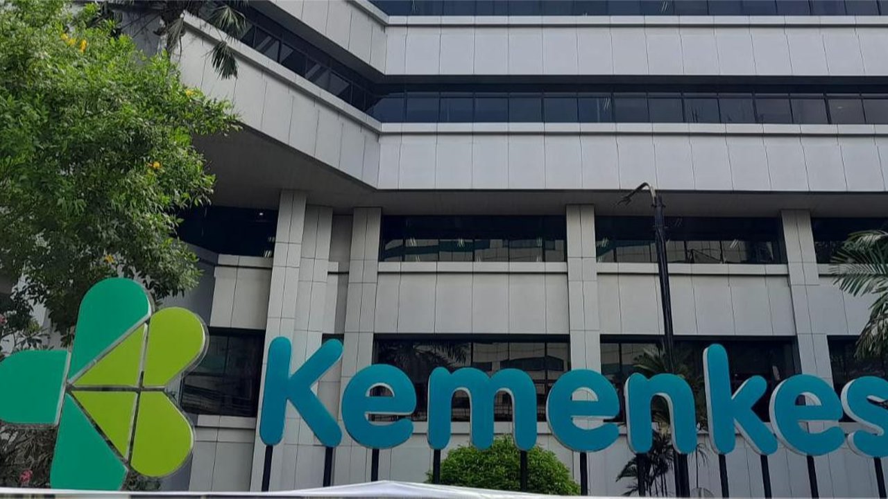 Soal Dugaan Perundungan Mahasiswi PPDS Undip, Kemendikbudristek Terjunkan Tim Inspektorat Jenderal untuk Cari Fakta. Foto: Instagram @fkundip.official.