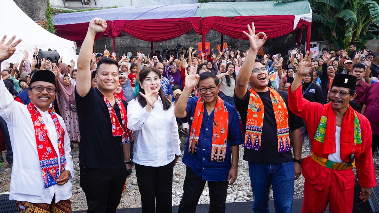 Pramono Anung dan Rano Karno di Tanah Abang
