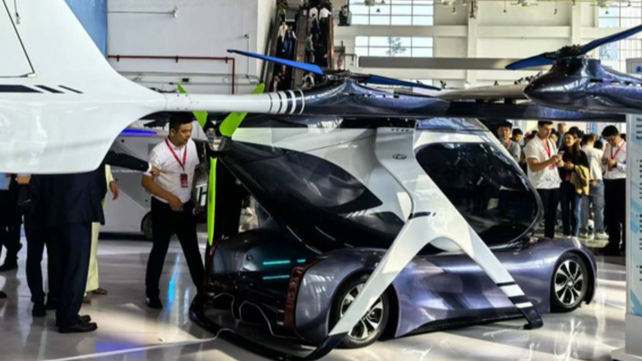 Prototipe mobil terbang Chery yang diberi nama “Land and Air Vehicle”.