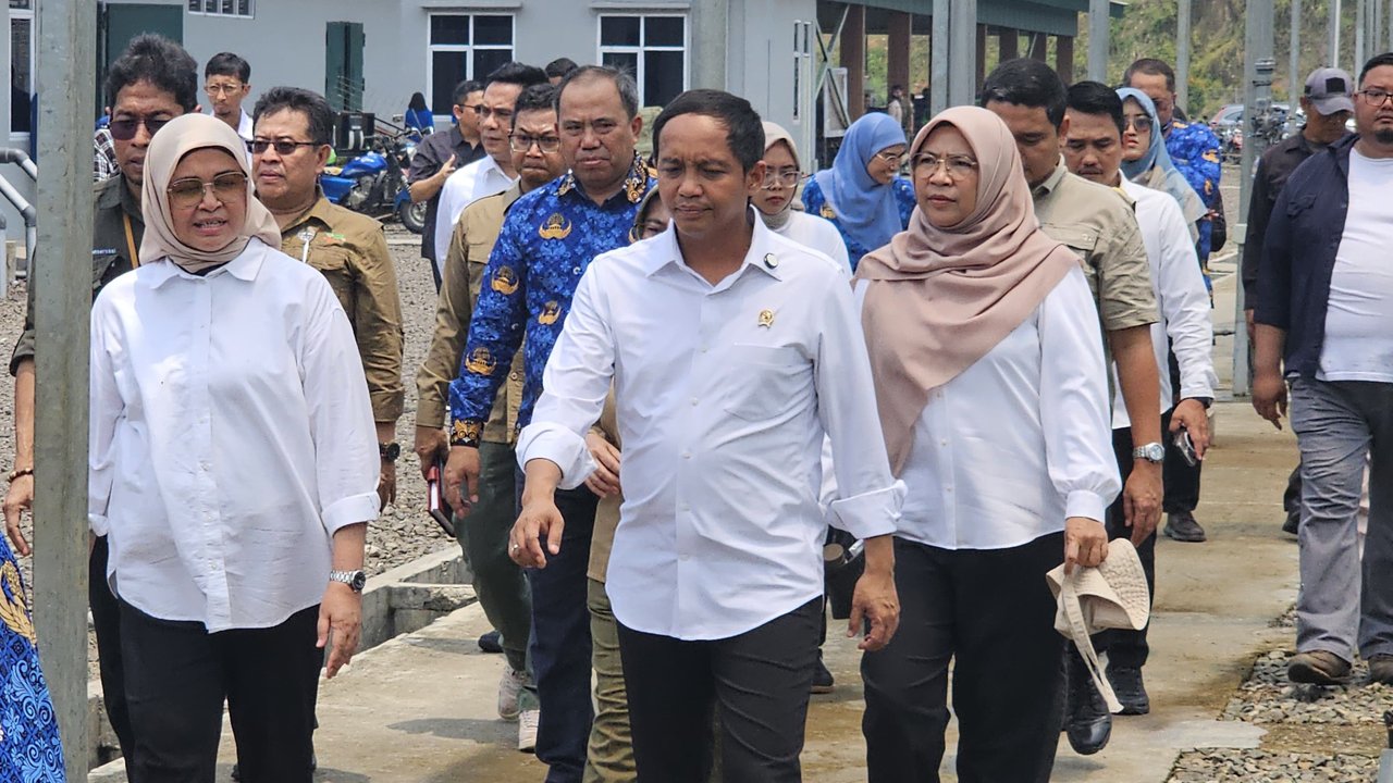 Raja Juli Antoni