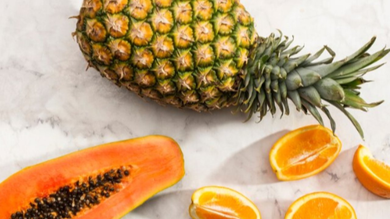 Tips Atasi Jerawat dan Kulit Kusam, Cukup Pakai Dua Buah Alami Ini