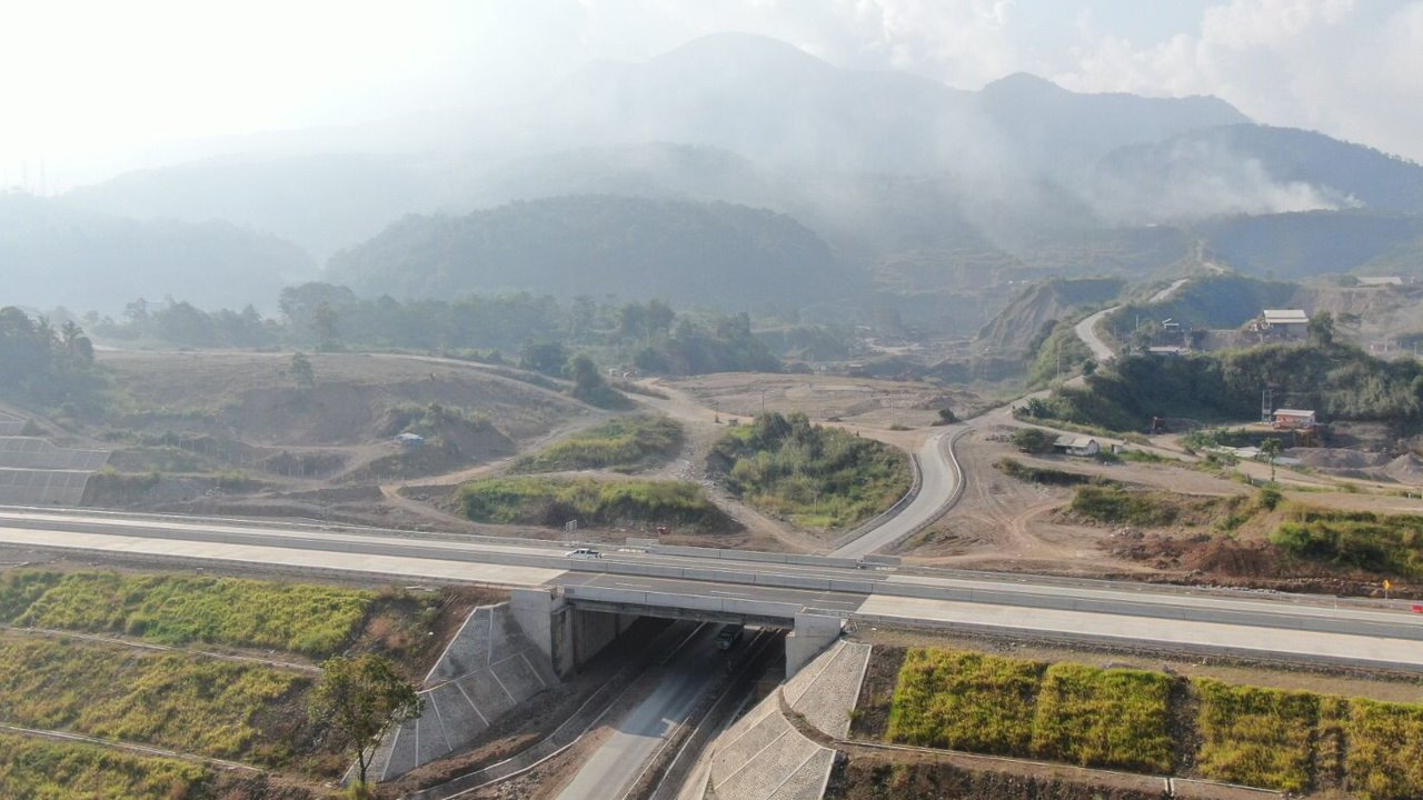 <p>Jalan Tol Cisumdawu (Foto: PT Wijaya Karya Tbk (WIKA)</p>