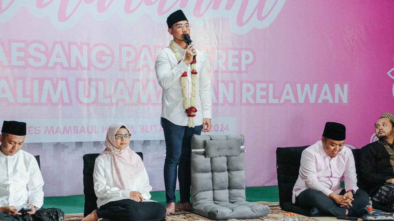 Kaesang Kampanye di Blitar