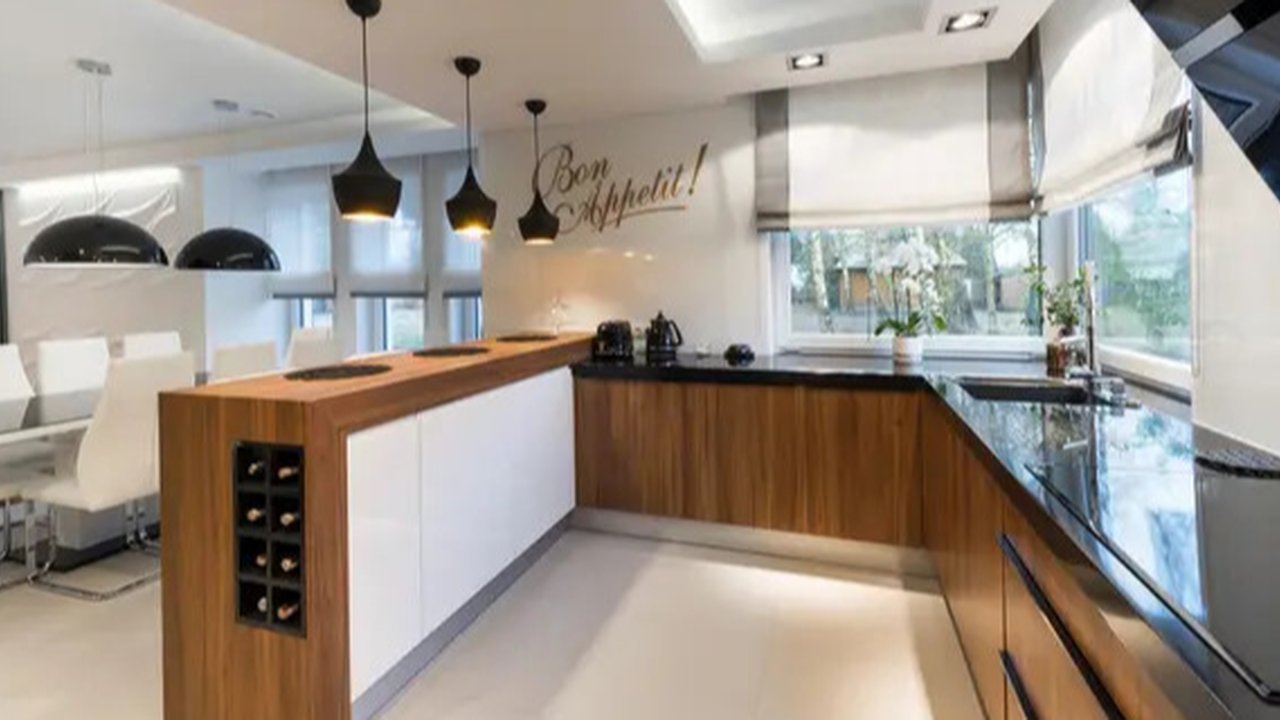 Renovasi rumah minimalis yang bisa dicoba untuk dapatkan hunian yang lebih modern. Credit: Depositphotos.com