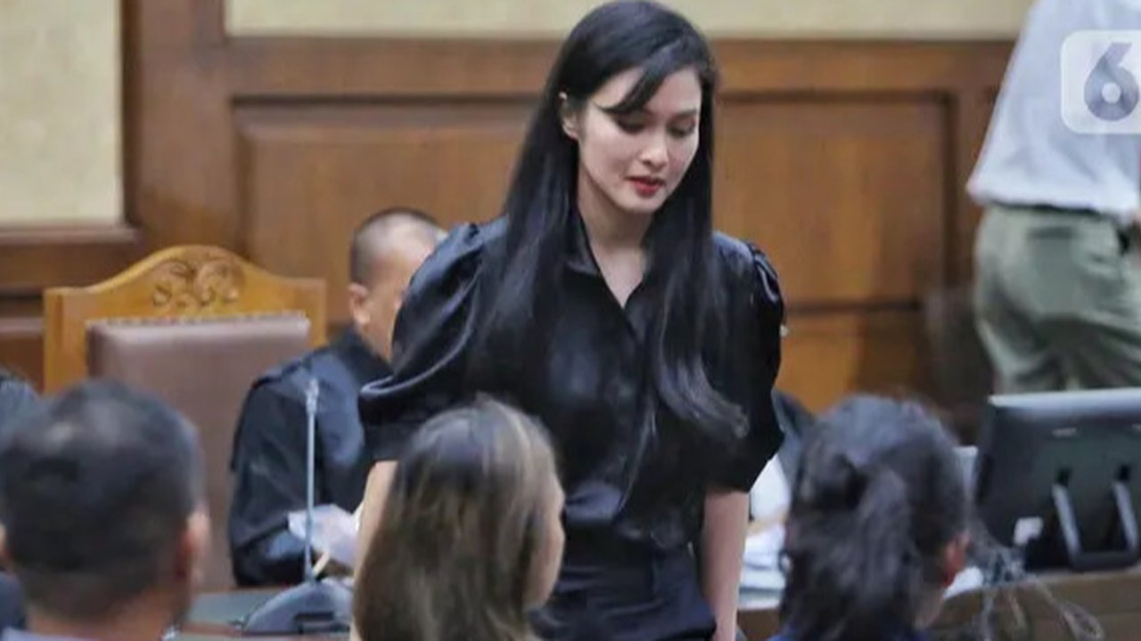 Sementara, Harvey Moeis didakwa menerima uang Rp420 miliar bersama Manajer PT Quantum Skyline Exchange (QSE) Helena Lim. (Liputan6.com/Angga Yuniar)