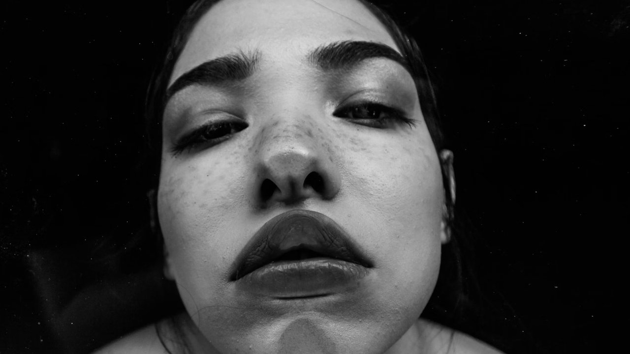 Ilmuwan Menelisik Perilaku Asal Usul Ciuman, Siapa yang Memulai?