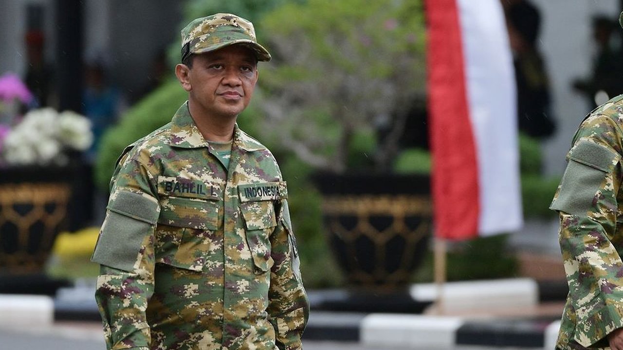 Menteri ESDM Bahlil Lahadalia di Akmil Magelang