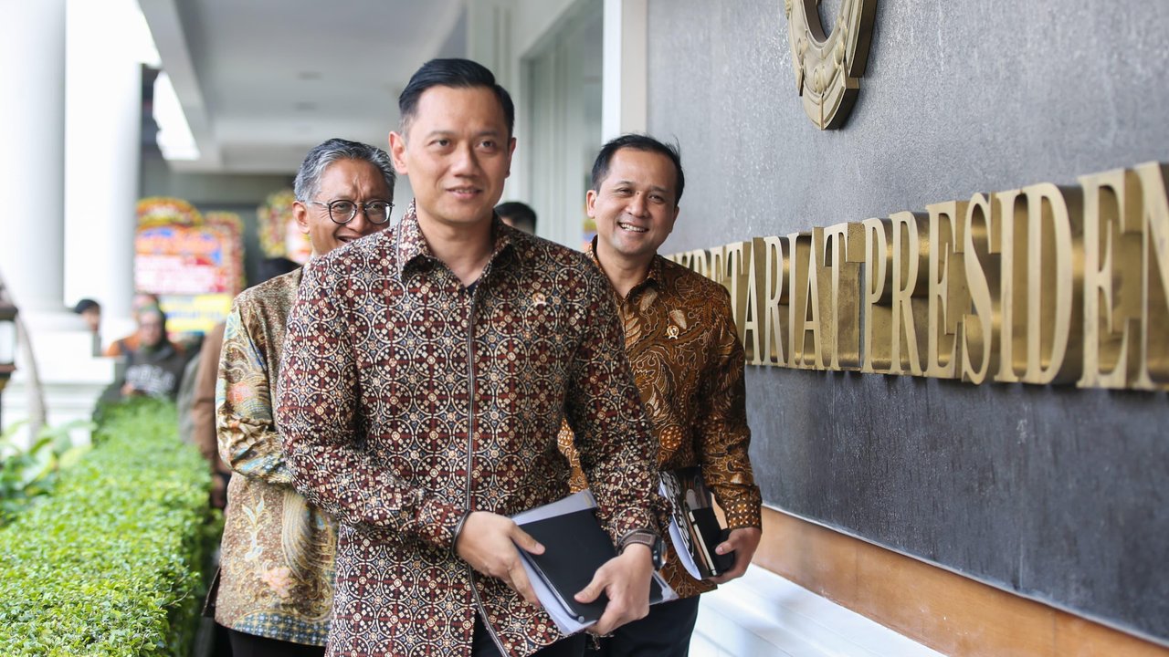 <p>Menteri Koordinator Bidang Infrastruktur dan Pembangunan Kewilayahan Agus Harimurti Yudhoyono (AHY) usai menghadiri Liputan6 Awards, Senin (28/10/2024). (Dok Kemenko Infrastruktur)</p>