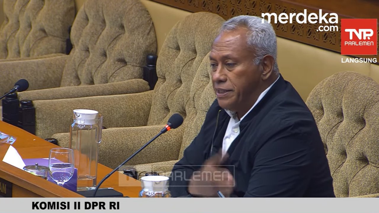 Peringatan Komarudin PDIP Depan Mendagri