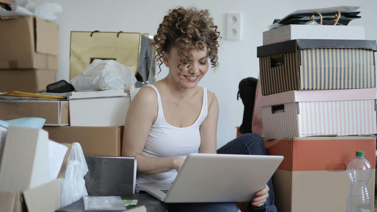 Ilustrasi Belanja Online