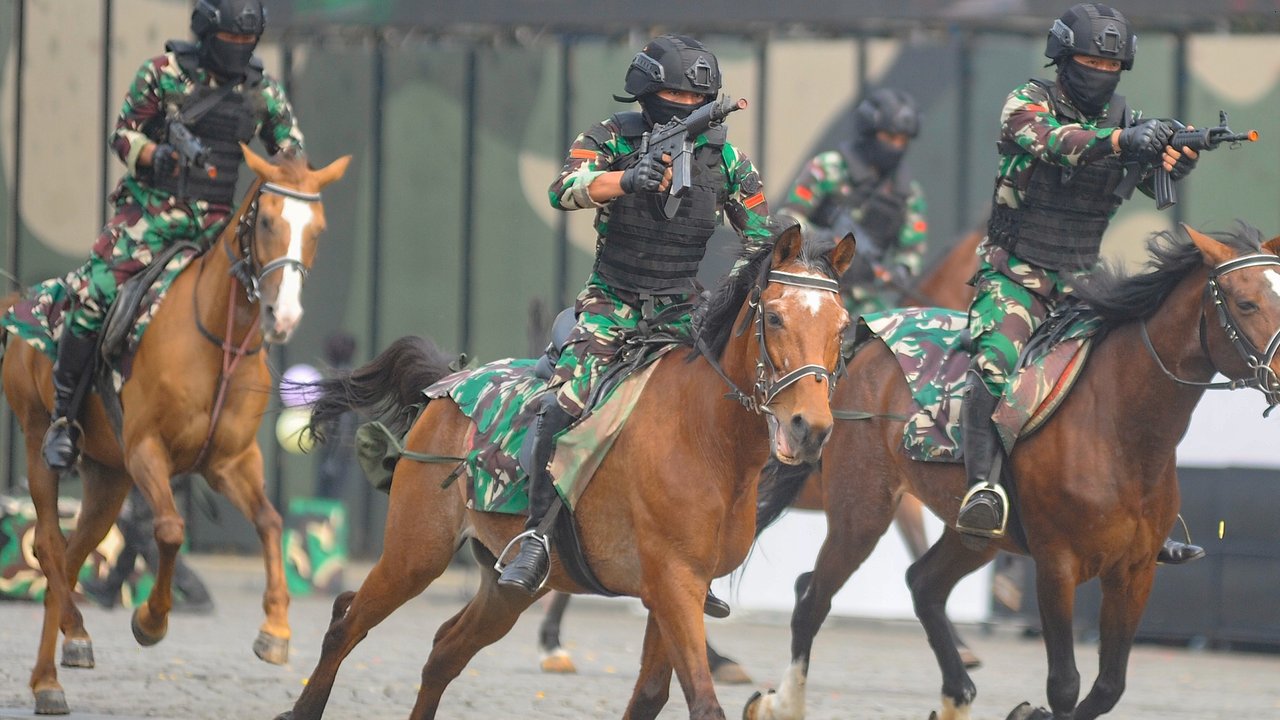 Suasana geladi bersih HUT ke-79 TNI di kawasan Monumen Nasional (Monas), Jakarta, Kamis (3/10/2024).