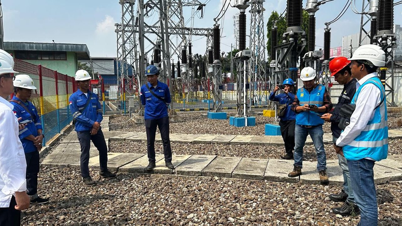 PLN UIP JBB melalui Unit Pelaksana Proyek Jawa Bagian Barat 2 (UPP JBB 2) berhasil mengalirkan listrik (energize) pada proyek Saluran Udara Tegangan Tinggi (SUTT) 150 kilovolt (kV) Duren Tiga II/Ragunan - Depok II Sirkit 1, setelah energize sirkit 2 yang telah dilakukan sebelumnya pada 23 Januari 2024.