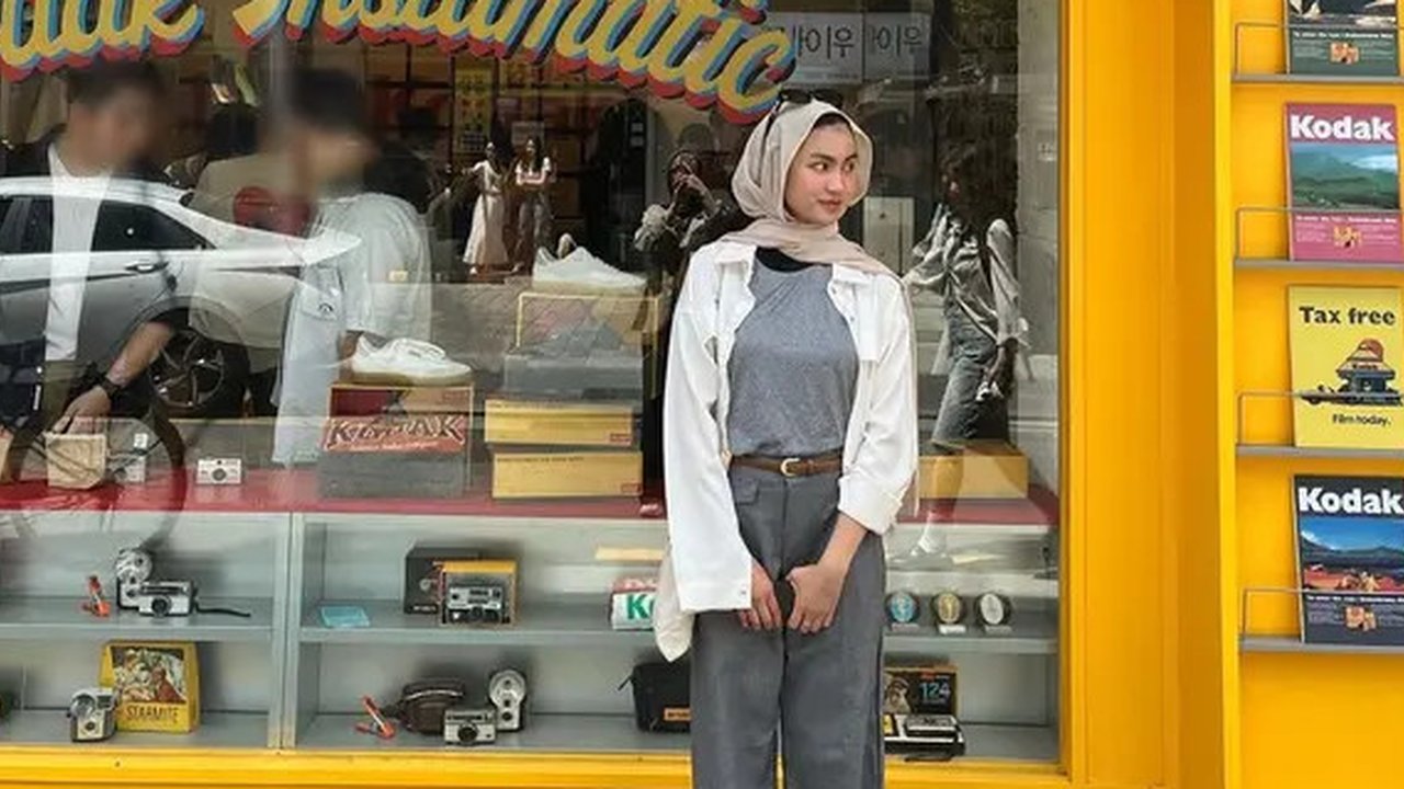Melihat outfit kuliah Xaviera Putri yang bisa jadi inspirasi (@xavieraputri)