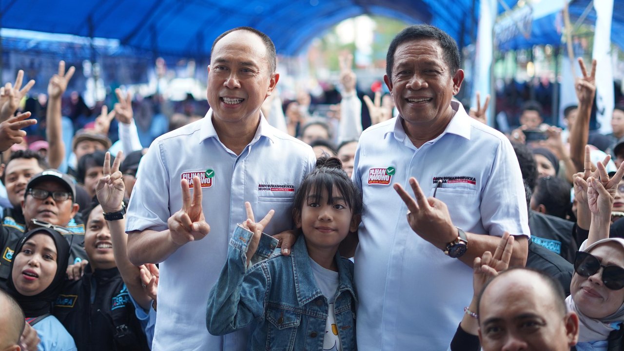 Pasangan calon Gubernur dan Wakil Gubernur Sulawesi Tenggara, Andi Sumangerukka (ASR) dan Hugua