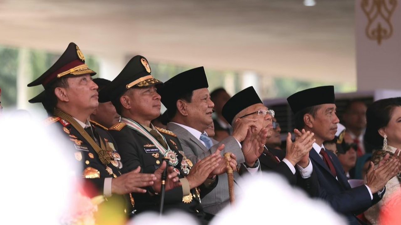 Presiden Jokowi dan Prabowo di HUT TNI