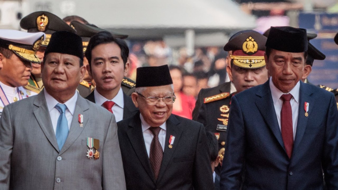Presiden Joko Widodo atau Jokowi memimpin peringatan HUT ke-79 TNI di Monas, Jakarta, Sabtu (5/10/2024).