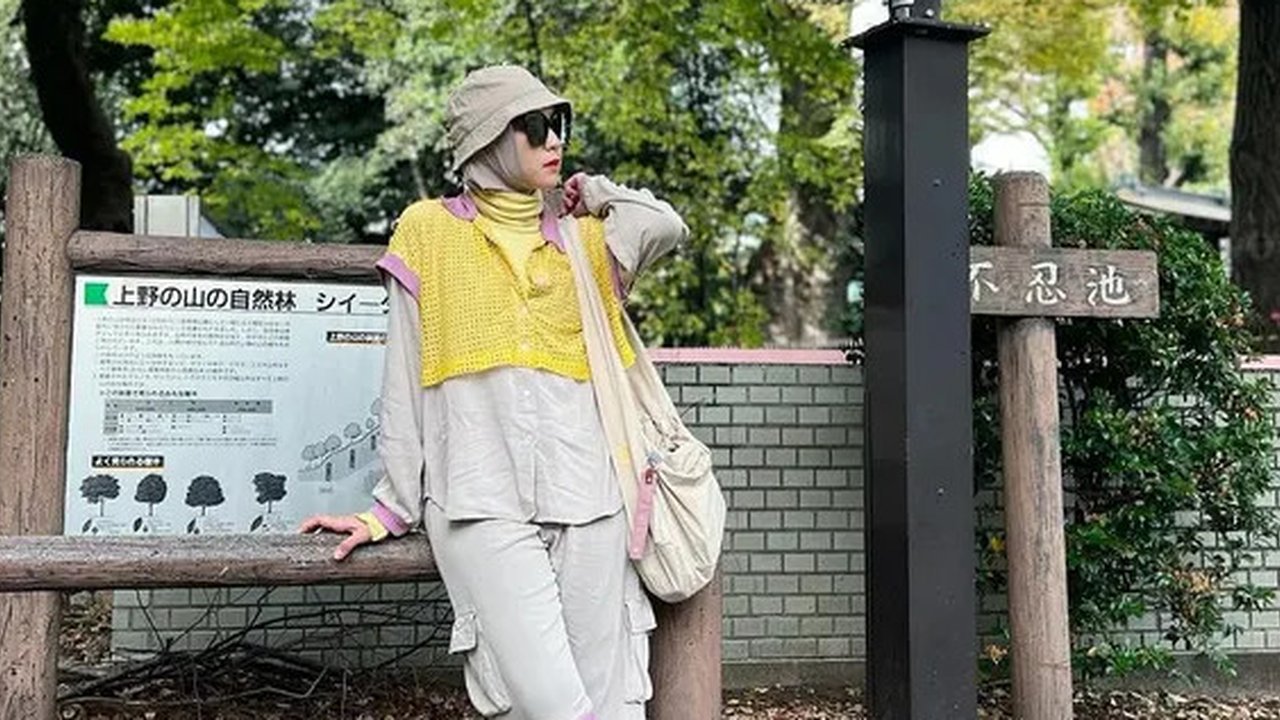 Potret cantik Wulan Guritno (Sumber: Instagram/wulanguritno)