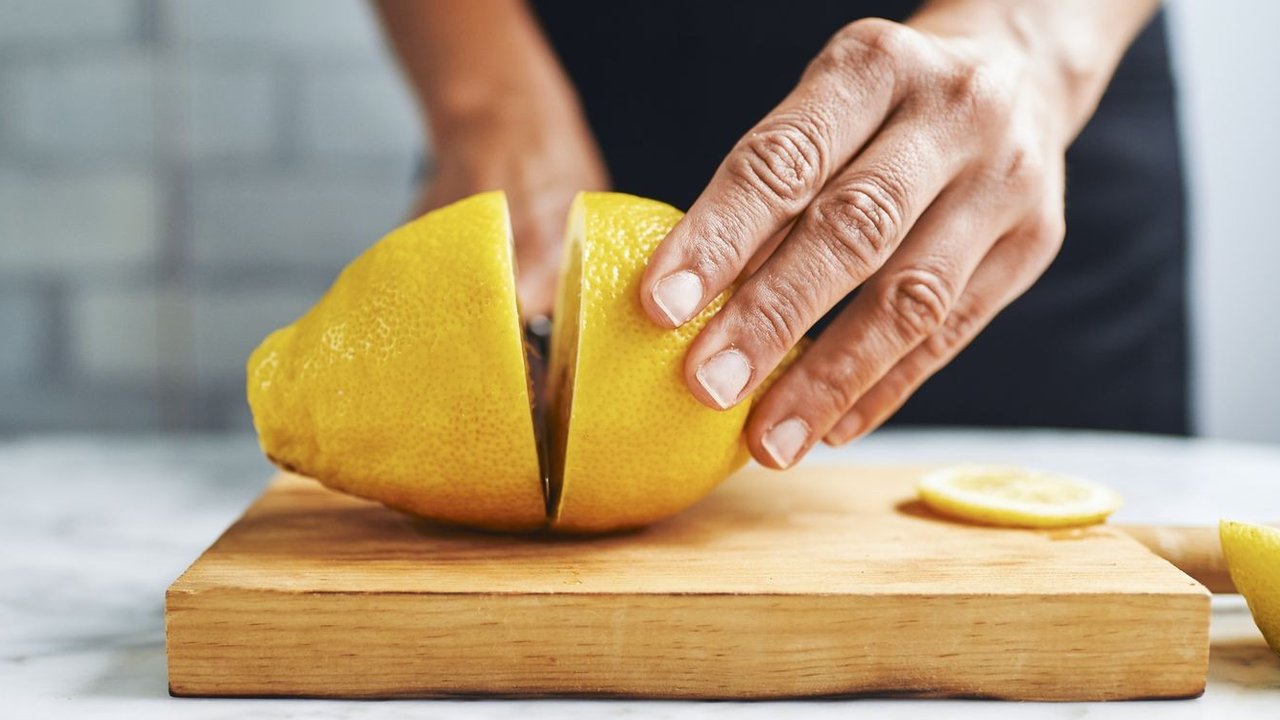 Jenis Buah yang Cocok Dimakan saat Batuk