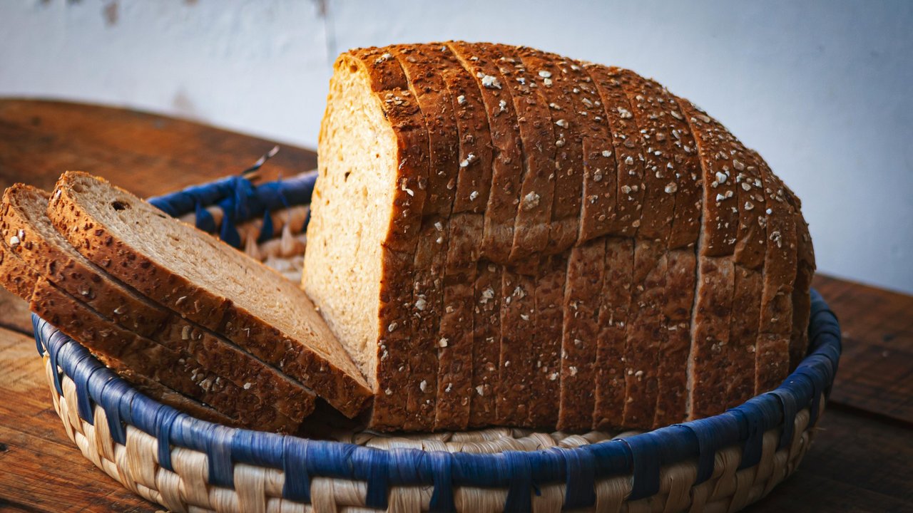 Kalori dan Nutrisi dari Roti Tawar Gandum serta Manfaatnya