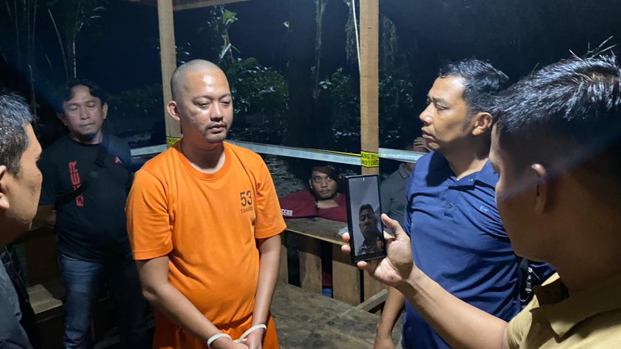 Polda Riau menyegel lokasi pemurnian emas ilegal di Kabupatem Kuantan Singingi