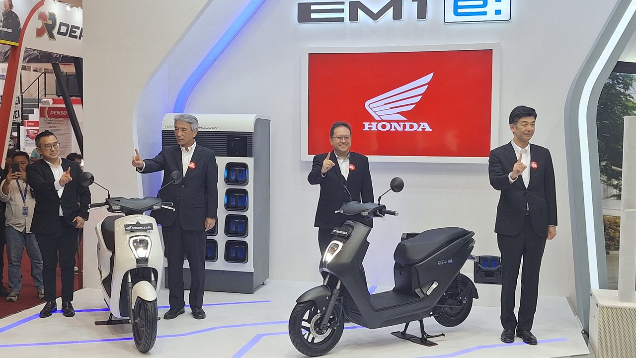 Duet EM1 e: dan PCX 160 Jadi Motor Operasional Repsol Honda Team di MotoGP Mandalika (Ist)
