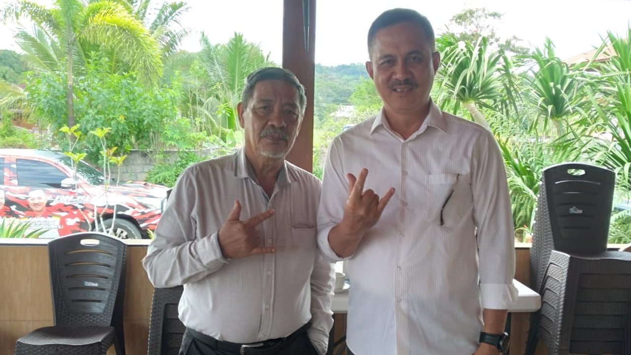 Janes Parengkuan dan Alfred Denny Djoike Tuejeh