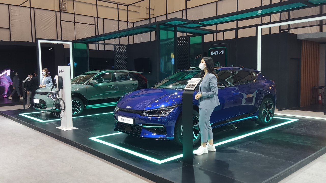 Hyundai Kembangkan Robot Pemadam Kebakaran Mobil Listrik (yonhap)