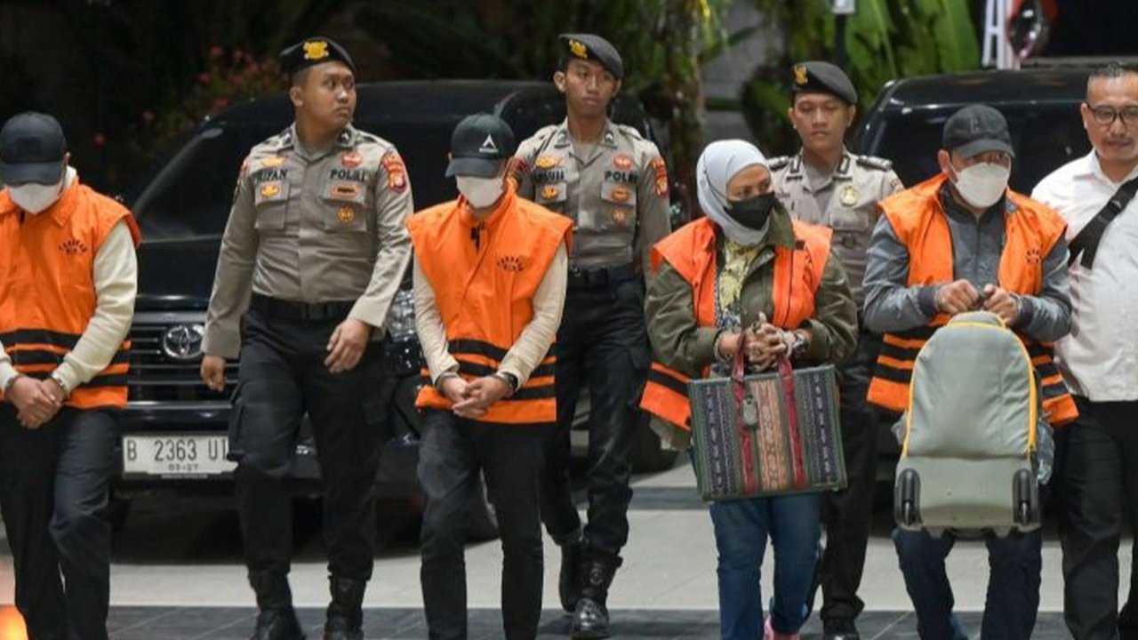KPK Tangkap Enam Orang saat OTT di Kalsel, Sita Uang Rp10 Miliar