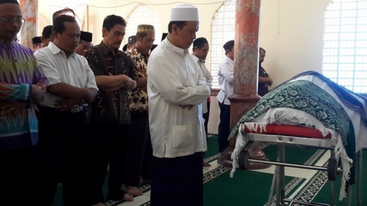 Tata Cara Sholat Jenazah dalam Agama Isla