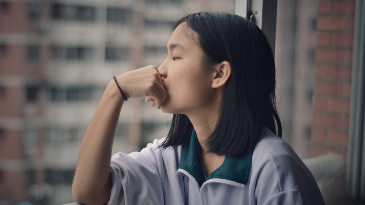 10 Fakta Psikologis Jika Kita Memmikirkan Seseorang, Ini yang Terjadi