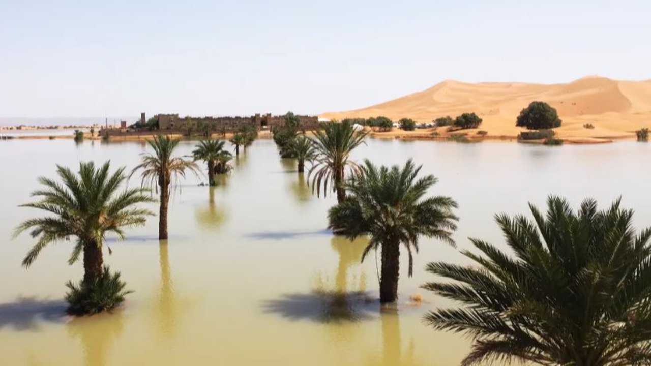 Gurun Sahara di Maroko tergenang.