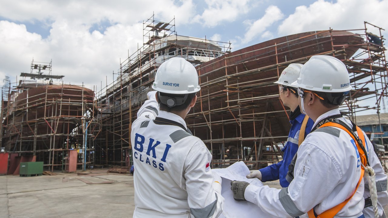 PT Biro Klasifikasi Indonesia (BKI) sebagai Holding BUMN Jasa Survei atau IDSurvey.
