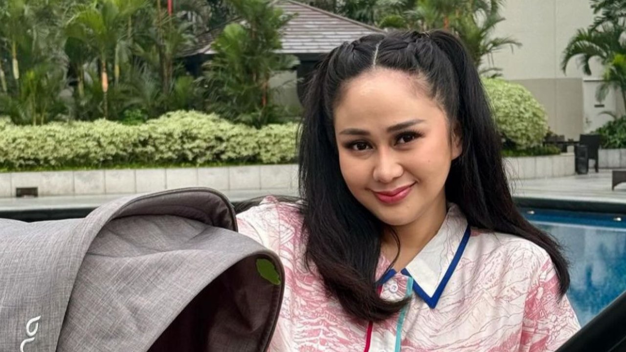 Denise Chariesta Taubat Nyinyir Usai Dibaptis, Awal Perubahan Hidup Demi Anaknya
