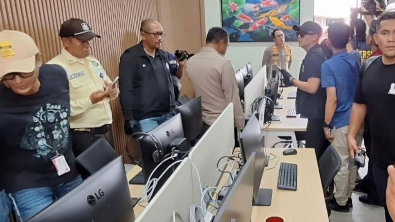 Pegawai Komdigi Bina 1.000 Situs Judi Online
