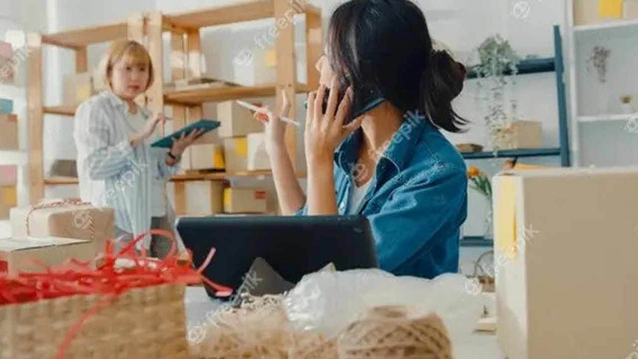 Ilustrasi wirausaha. (Image by studioredcup on Freepik)