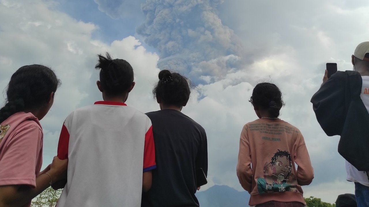 Pengungsi Gunung Lewotobi Laki-Laki Siap Direlokasi