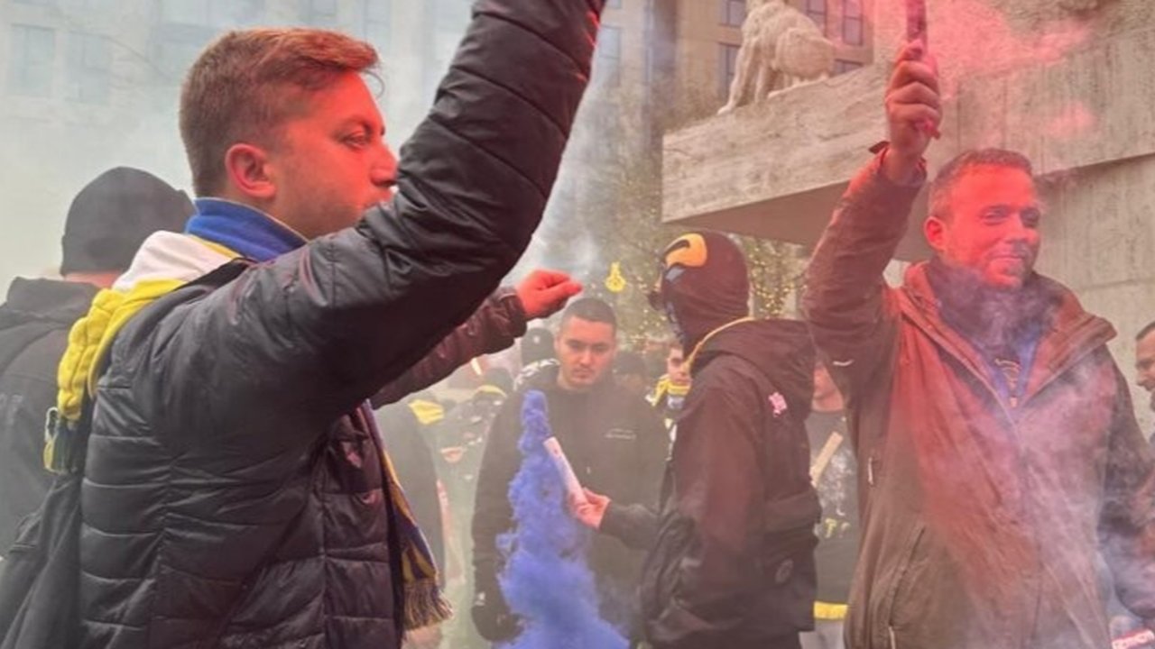 Ada Tentara Israel yang Bantai Warga Gaza di Suporter Maccabi Tel Aviv saat Bikin Rusuh di Belanda, ini Potretnya
