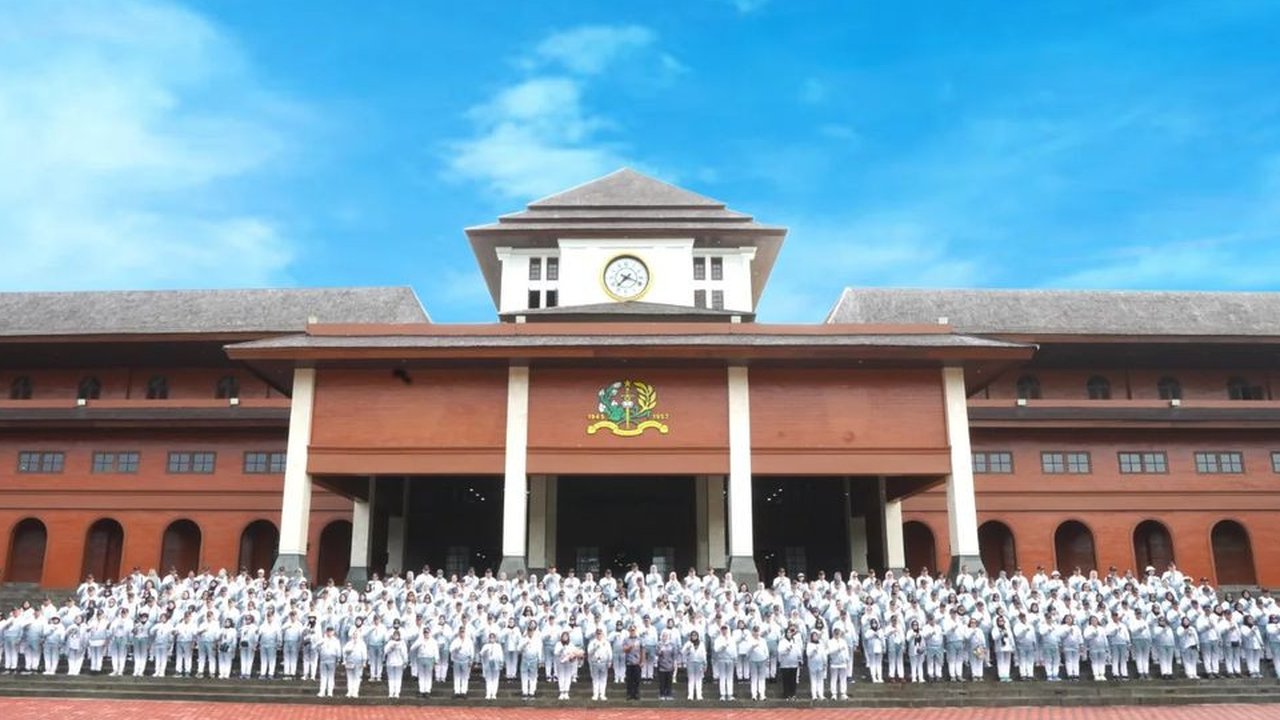 Momen Eks Kasad dan 160 Pati TNI 'Geruduk' Akmil