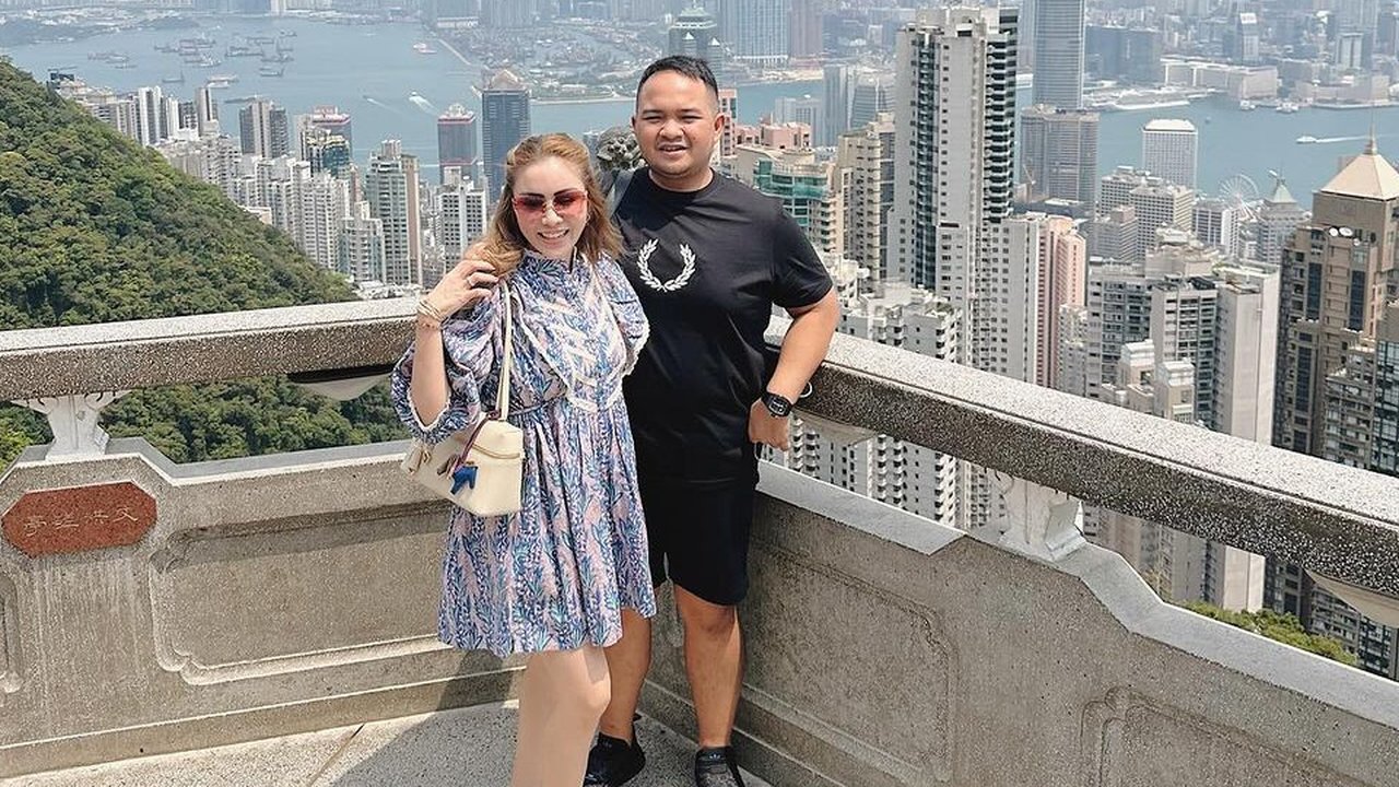 Apa Pekerjaan Nicola Reza Samudra? Ini Profil Pengusaha Sukses Suami Momo Geisha