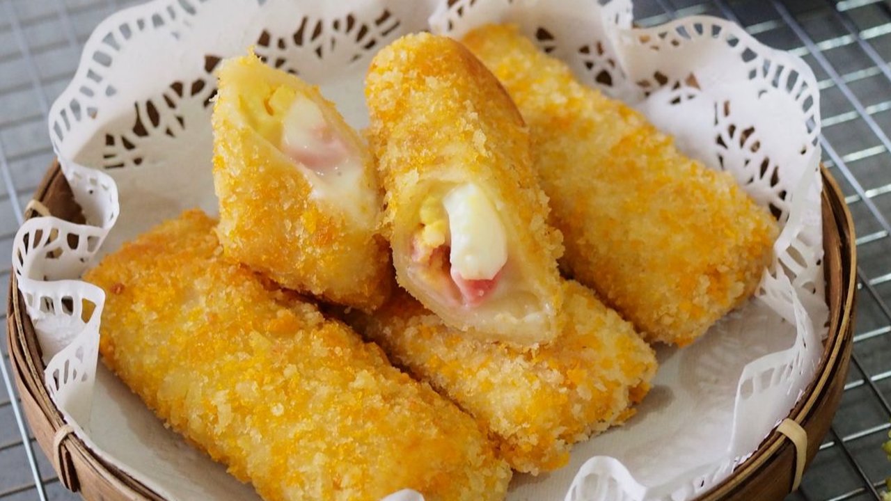 Cara Praktis Perbaiki Kulit Risoles Sobek Tanpa Ganti Baru