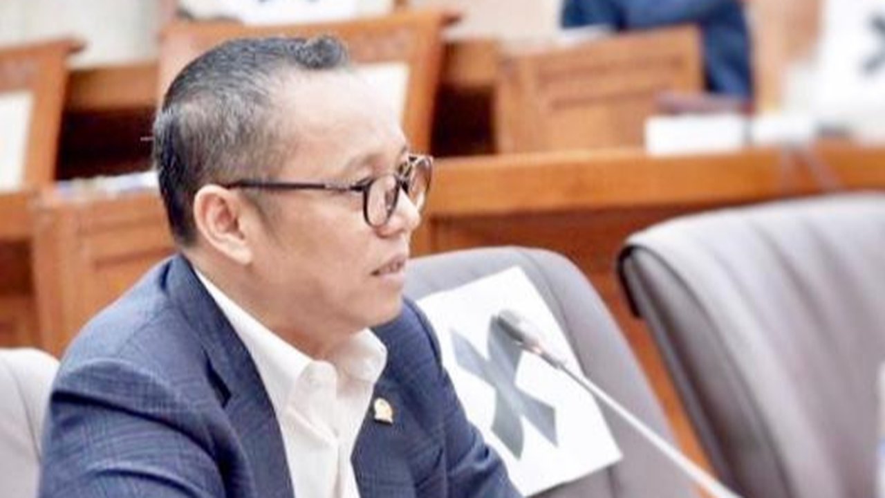 Anggota Komisi VI DPR RI, Deddy Yevri Sitorus. (Istimewa)