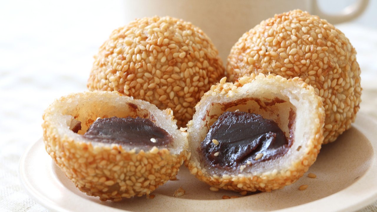 Kandungan Gizi Kue Onde-Onde: Kaya Serat dari Wijen dan Kacang Hijau (dok. Cookpad @demedeza)</p>