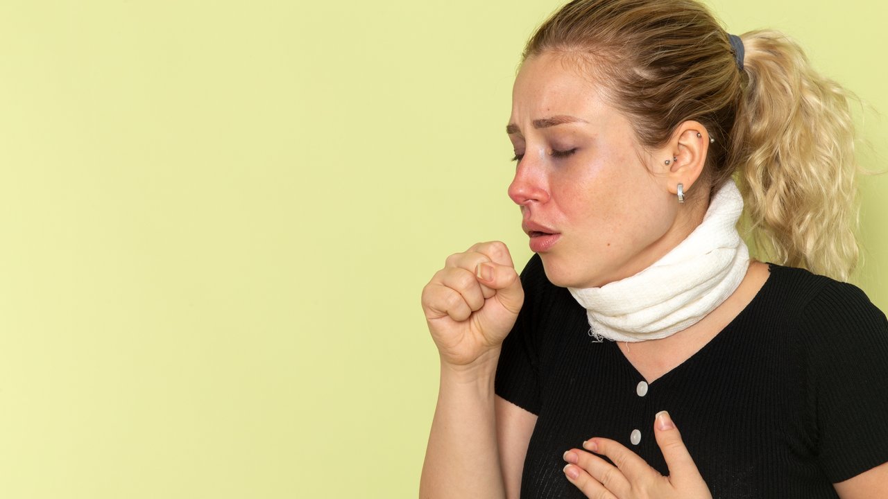 Radang Tenggorokan: Penyebab, Gejala, dan Cara Mengatasinya