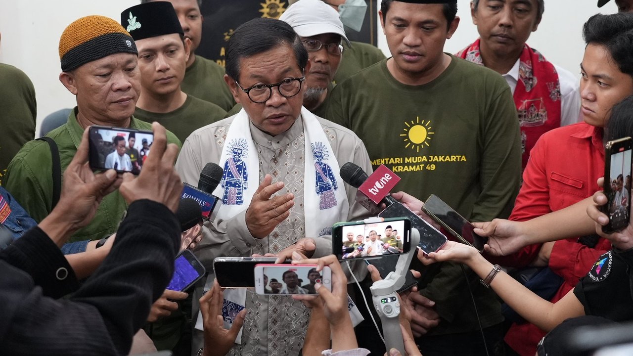 Pramono Anung di Kantor PWM Jakarta,