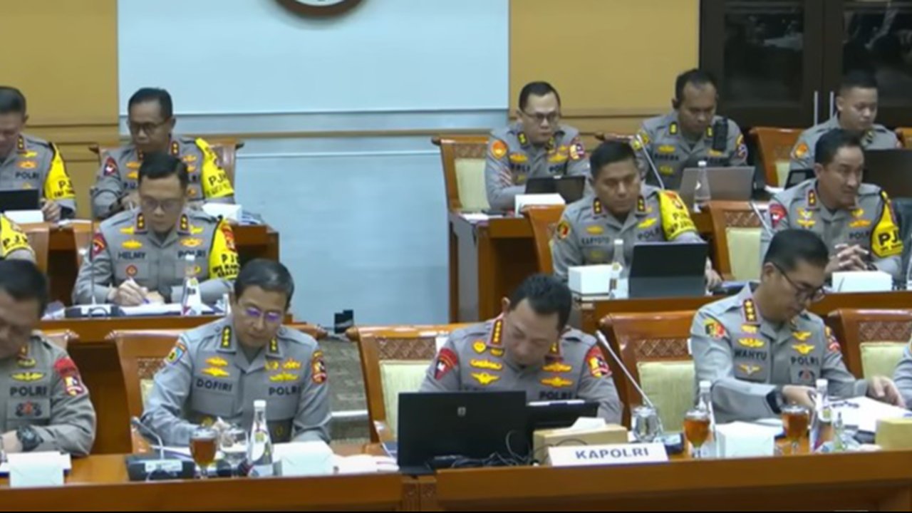 Polri Rapat di DPR