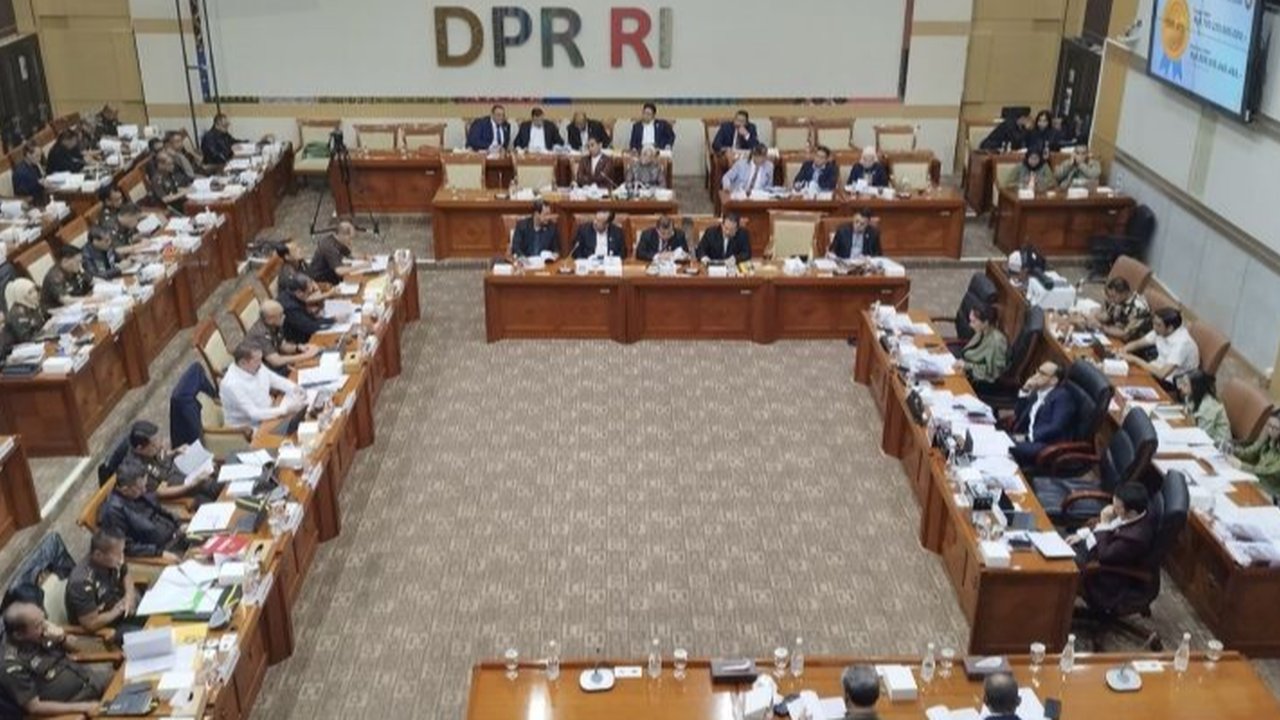 Komisi III DPR Rapat dengan Kejaksaan Agung