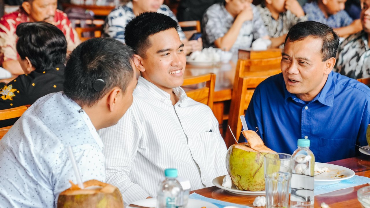 Kaesang Kampanyekan Ahmad Luthfi