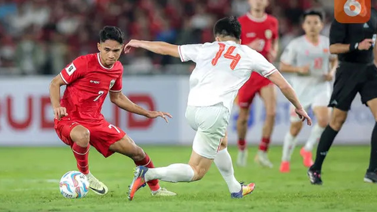 Timnas Indonesia - Rizky Ridho dan Marselino Ferdinan (Bola.com/Adreanus Titus)