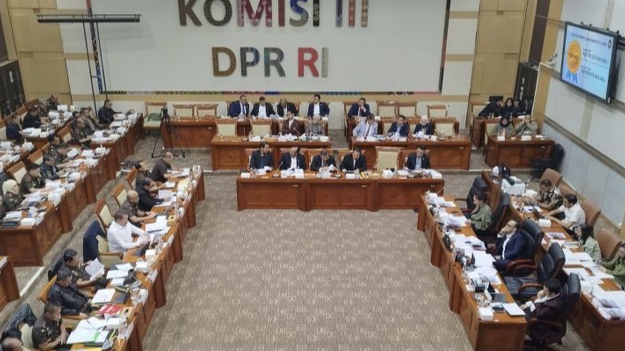 Komisi III DPR Rapat dengan Kejaksaan Agung