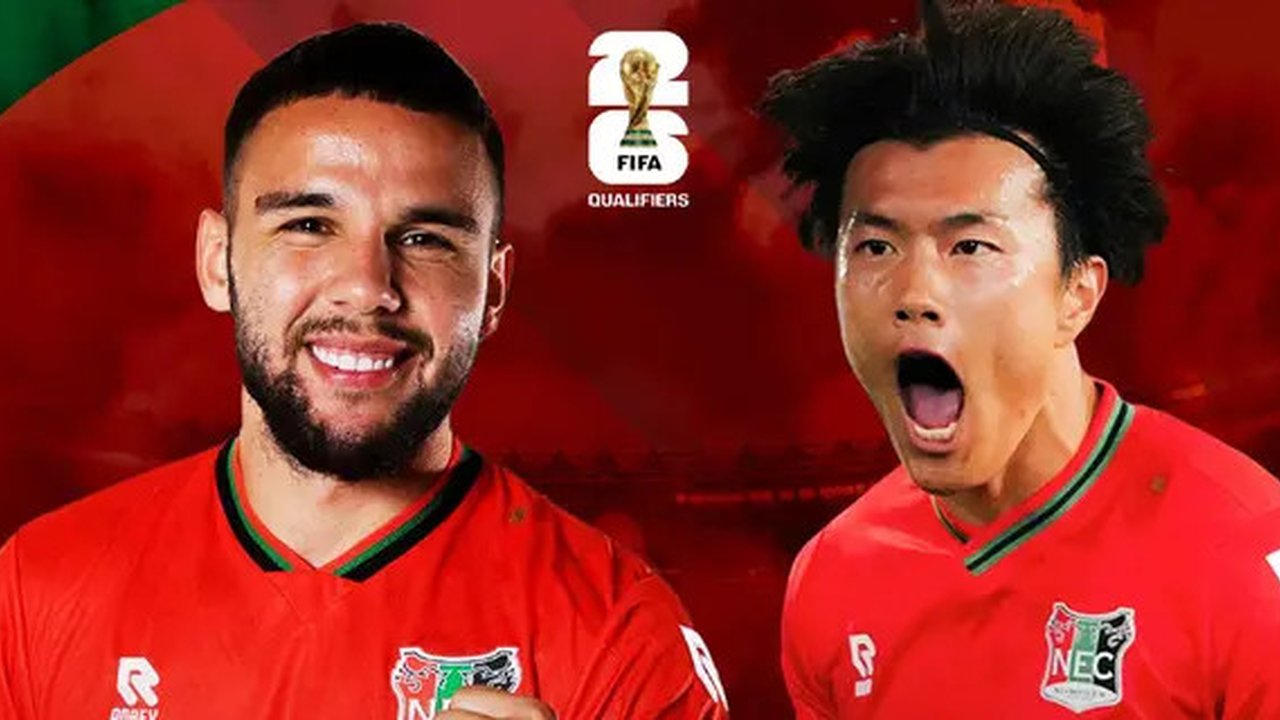 Kualifikasi Piala Dunia 2026 - Timnas Indonesia Vs Jepang: Calvin Verdonk Vs Koki Ogawa (Bola.com/Adreanus Titus)